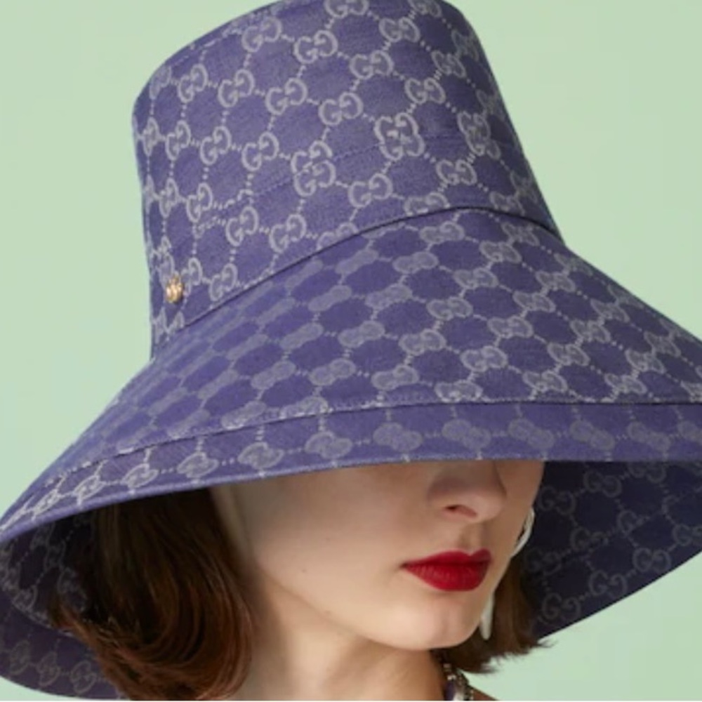 Gucci bucket sun hat. Canvas or jean material